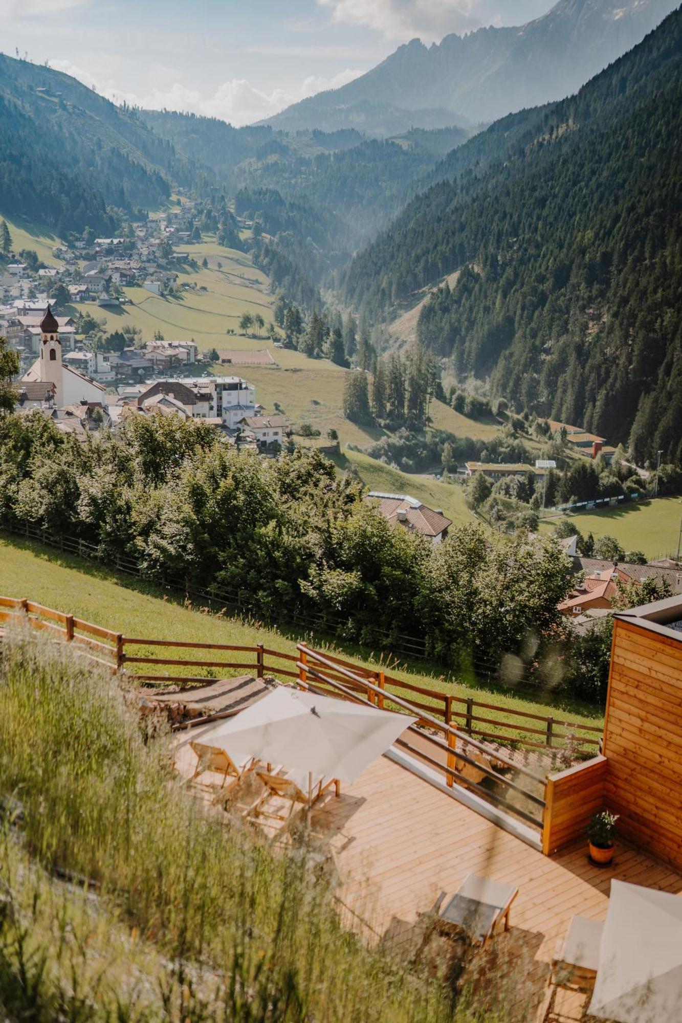 Hotel Berghaus Rosengarten Nova Levante Exteriör bild