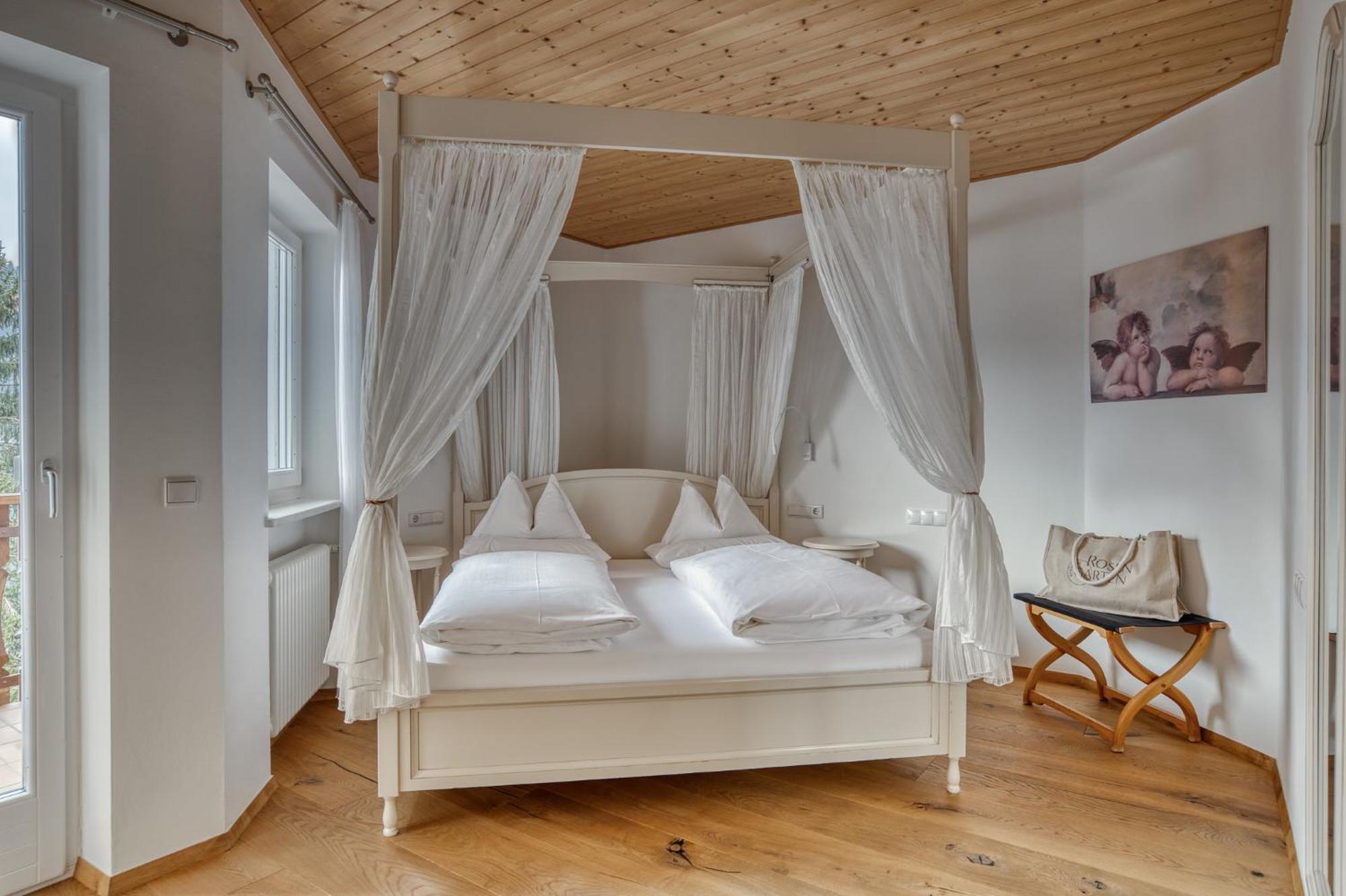 Hotel Berghaus Rosengarten Nova Levante Rum bild